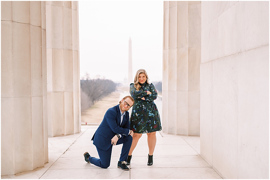 Couples photo session at Lincoln Memorial 