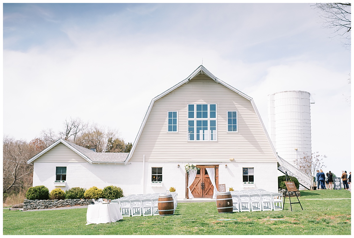 48 Fields Wedding Barn