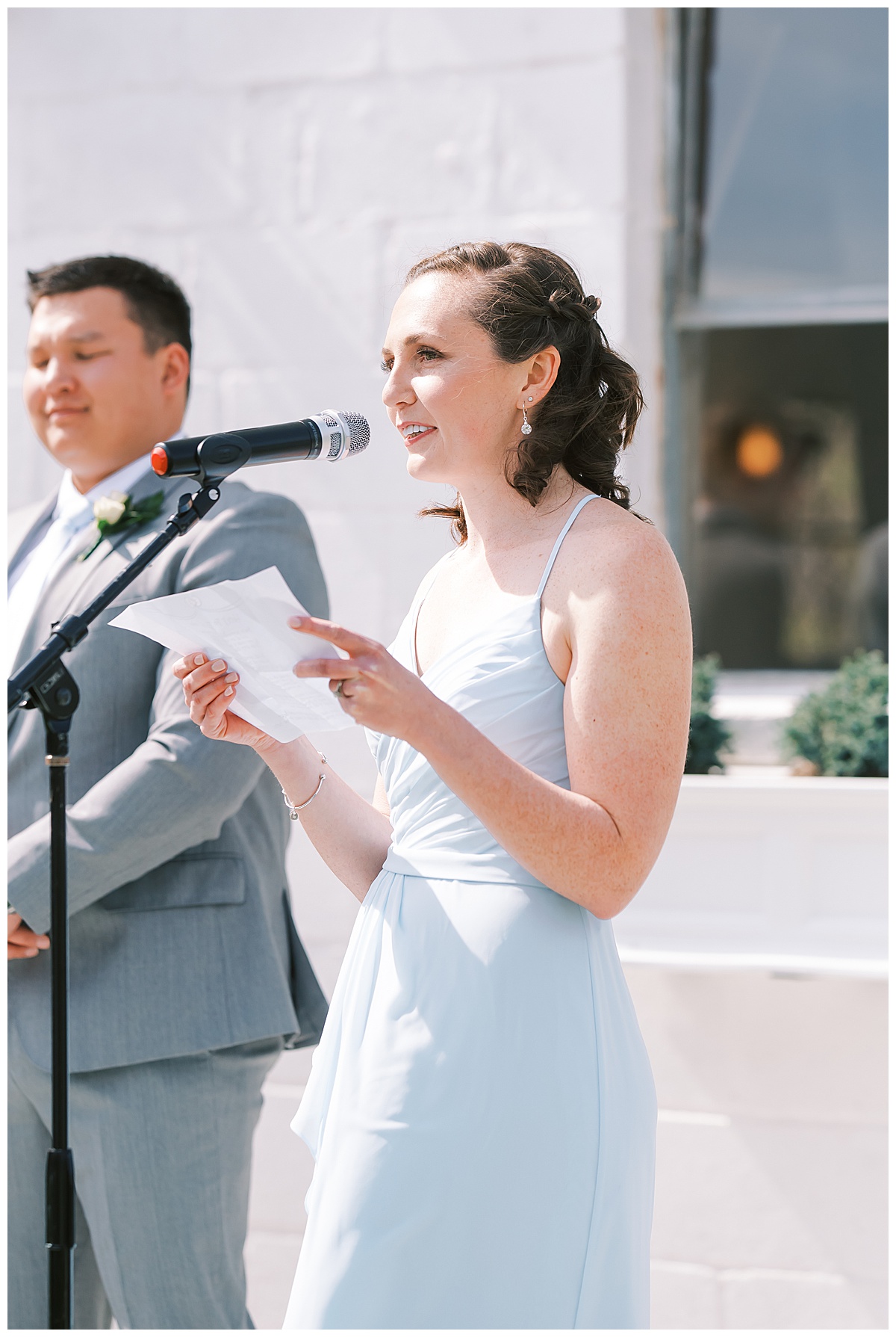 bridesmaid speaking at wedding ceremony