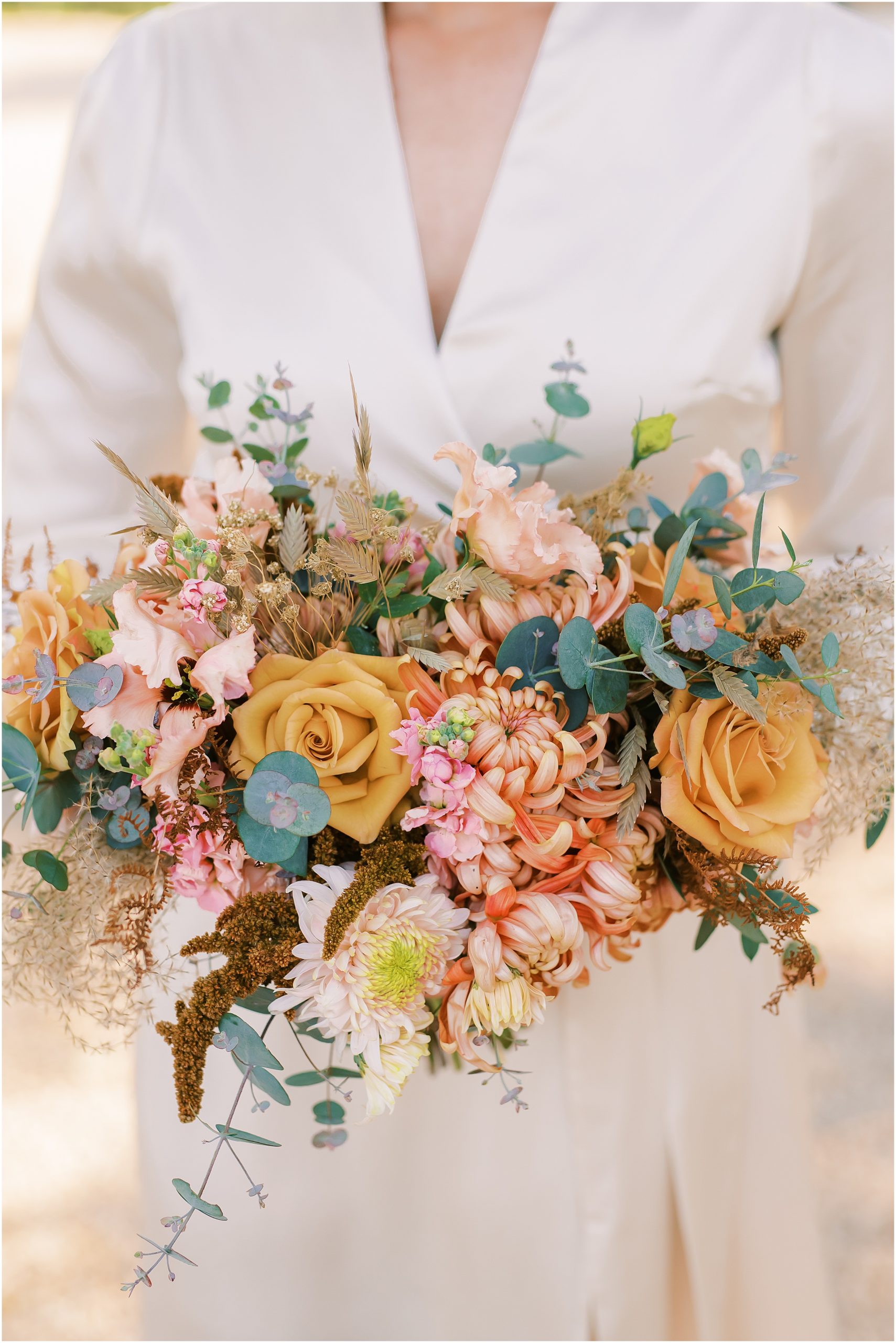 Rich and vibrant full wedding bouquet