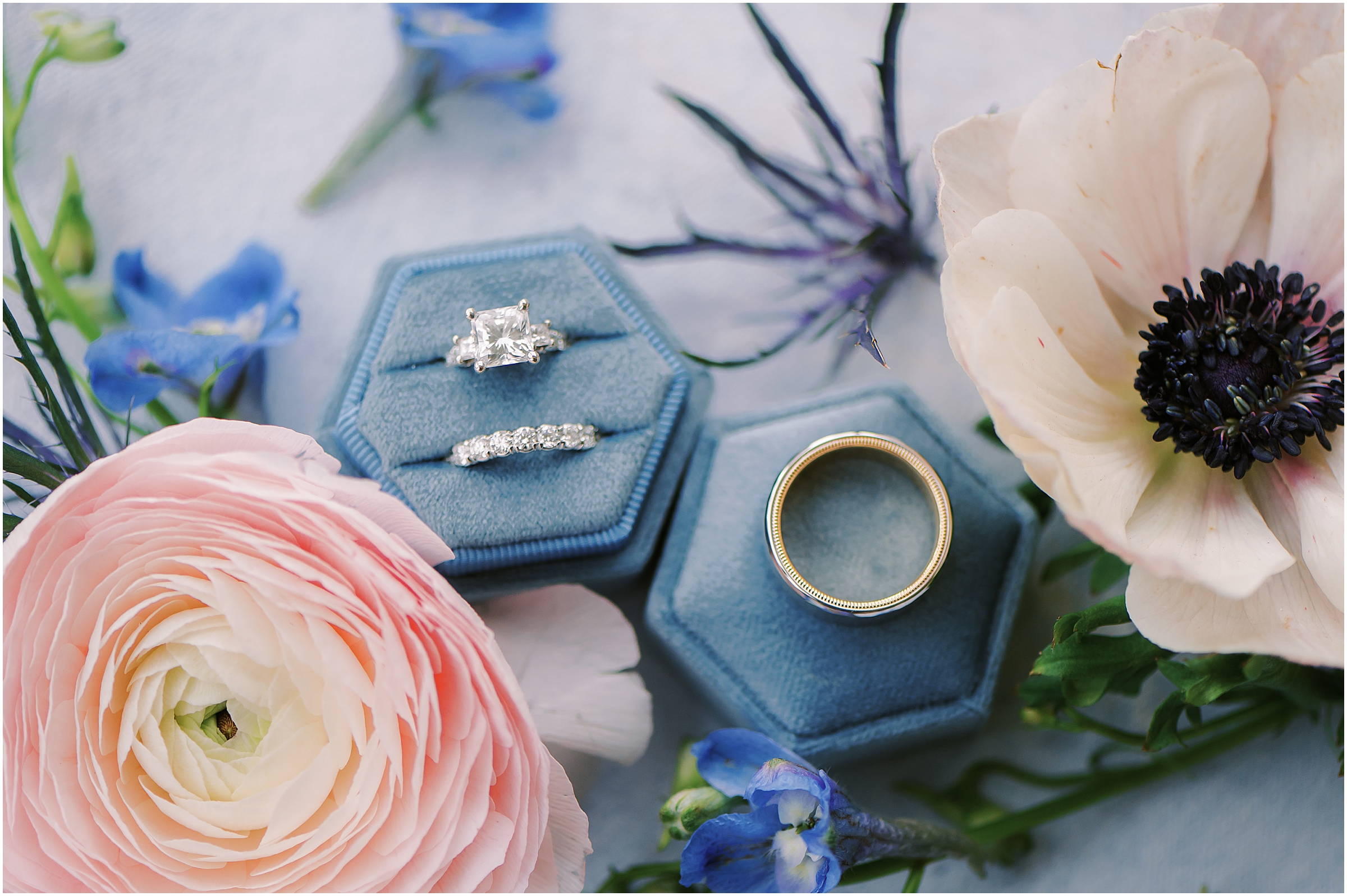 Wedding rings in blue velvet ring box