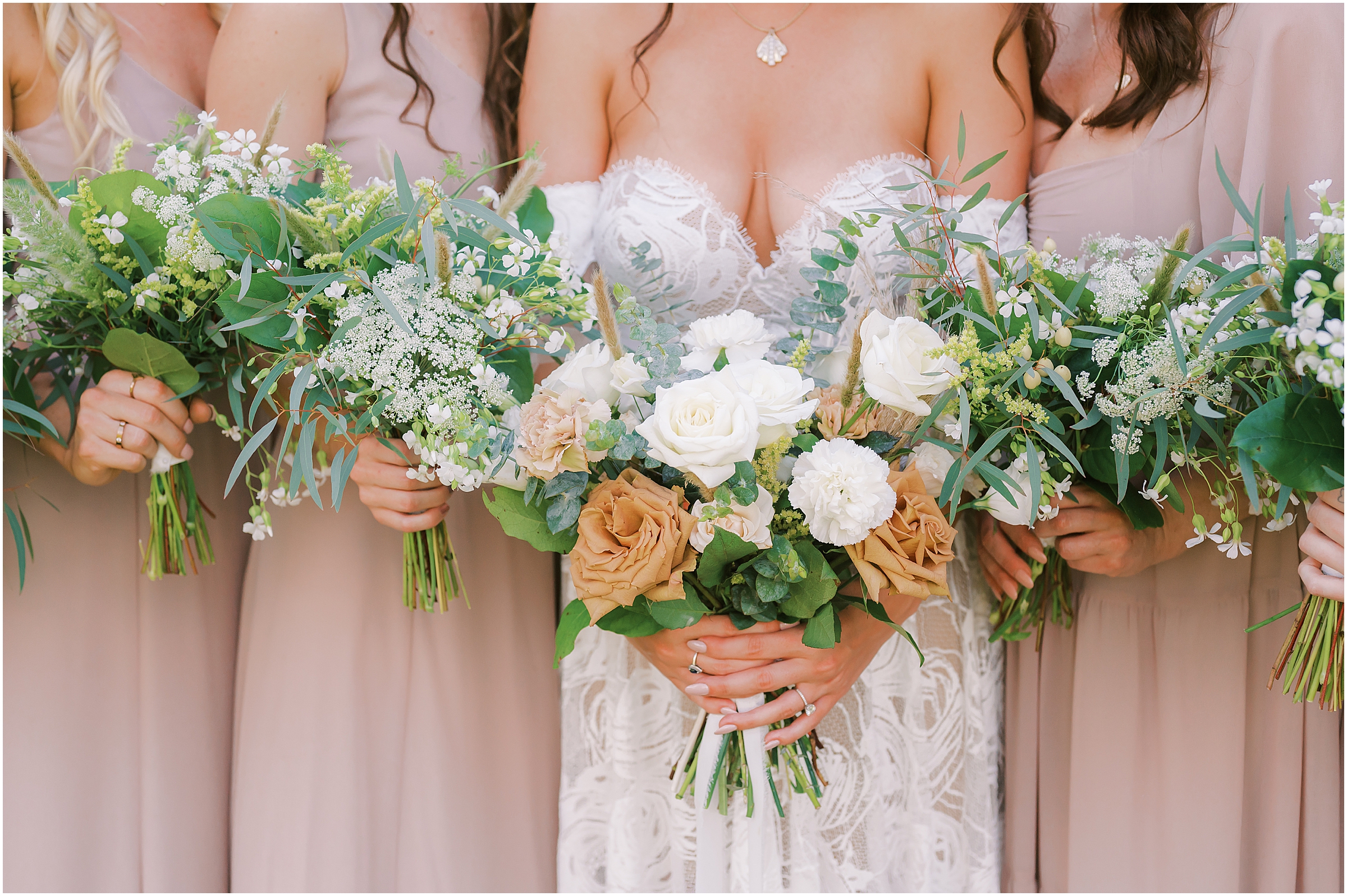 Summer wedding bouquets with hints of tan colored roses