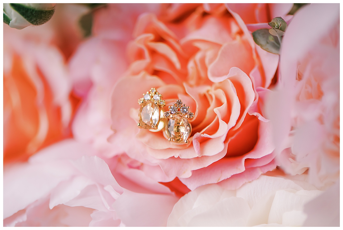 wedding flower and bridal earrings wedding photography, wedding details